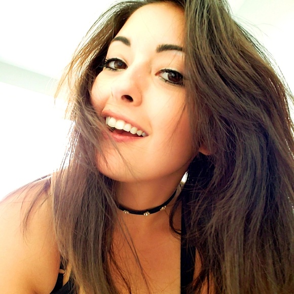 Meet your Posher, Ammera - Picture 1 of 1